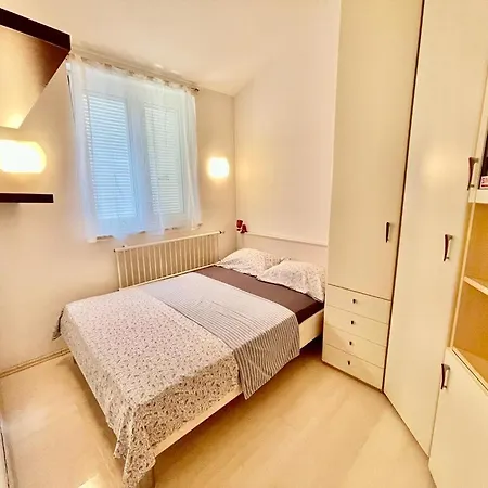 Daire Belview - Beachfront Pula