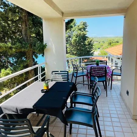 Apartment Belview - Beachfront *