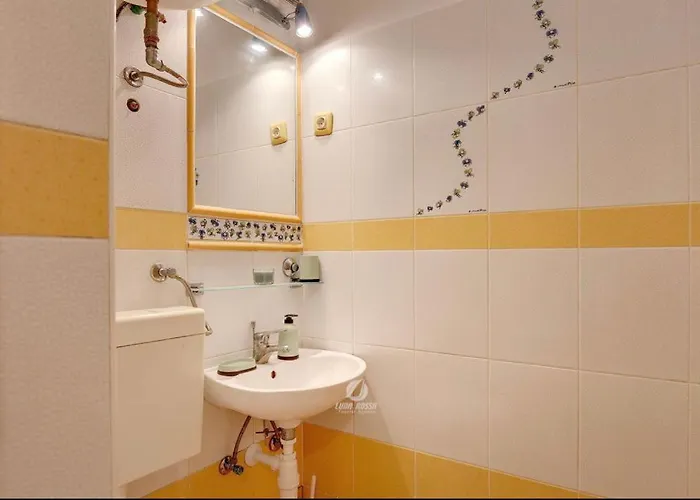 Belview - Beachfront Lägenhet Pula