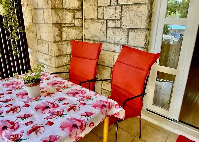 Belview - Beachfront *